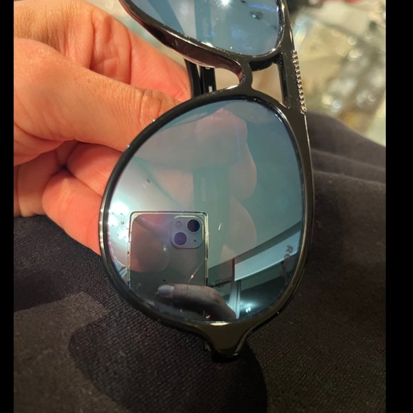 REVO PHOENIX AVIATOR SUNGLASSES RE-1015 BLUE WATER LENS. EUC main image 2